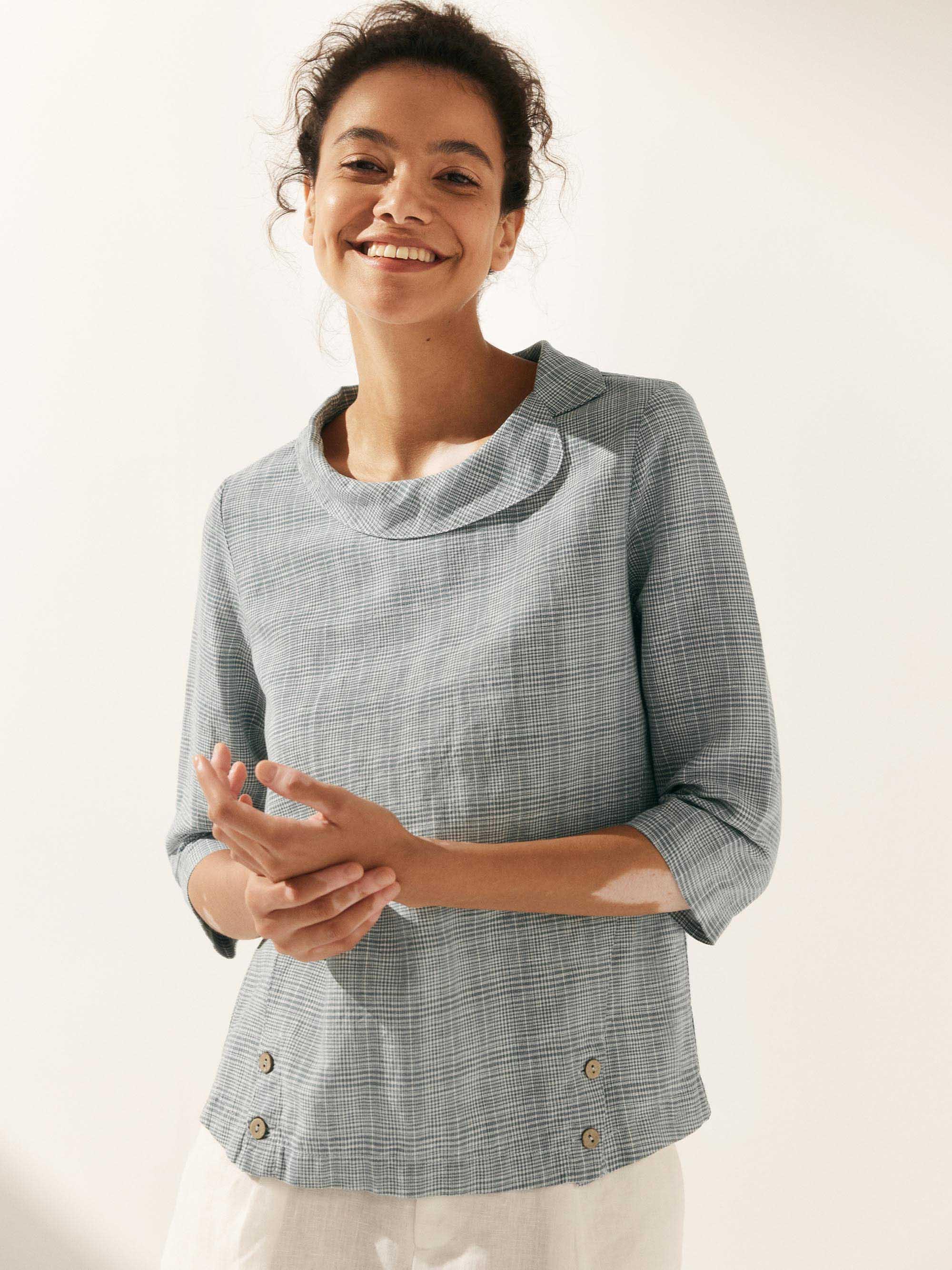 Linen Round Soft-Fold Collar Top LAURA
