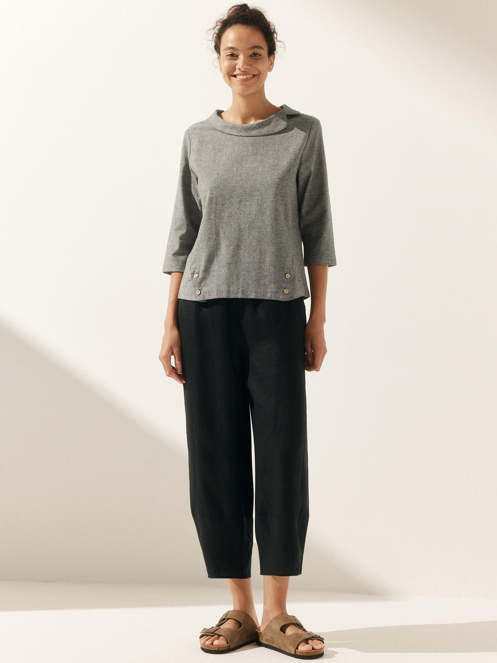 Linen Round Soft-Fold Collar Top LAURA