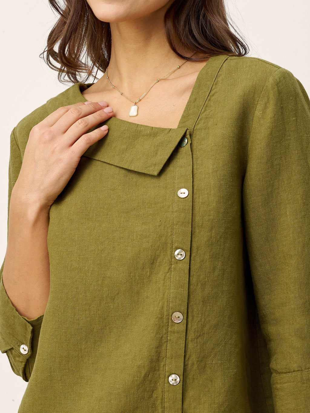 100% Linen Crescent Neck Button Detail 3/4 Sleeve Top ADALYN