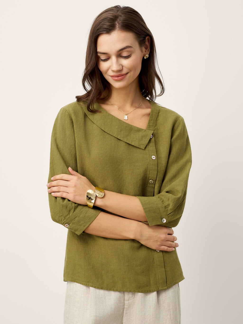100% Linen Crescent Neck Button Detail 3/4 Sleeve Top ADALYN