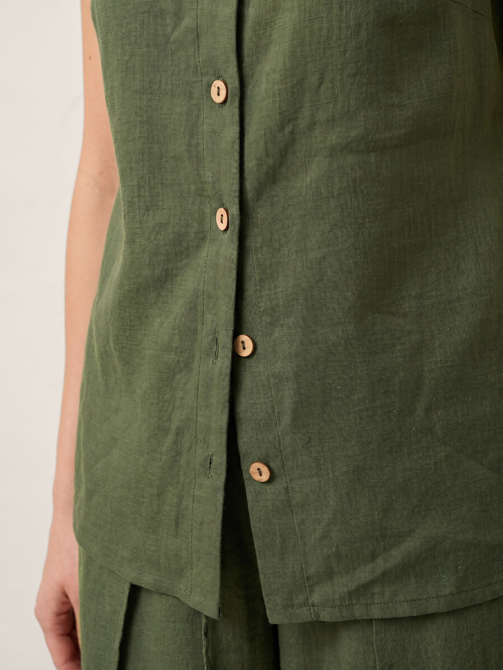 100% Linen Buttons Down Tank Top ERIN