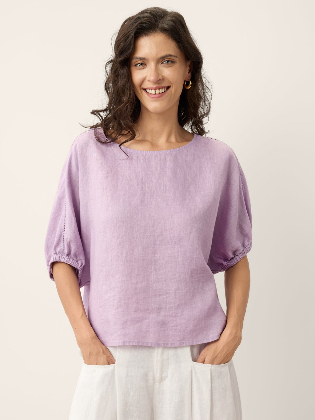 100% Linen Lace Inset Sculpted Cuff Top QUILLA