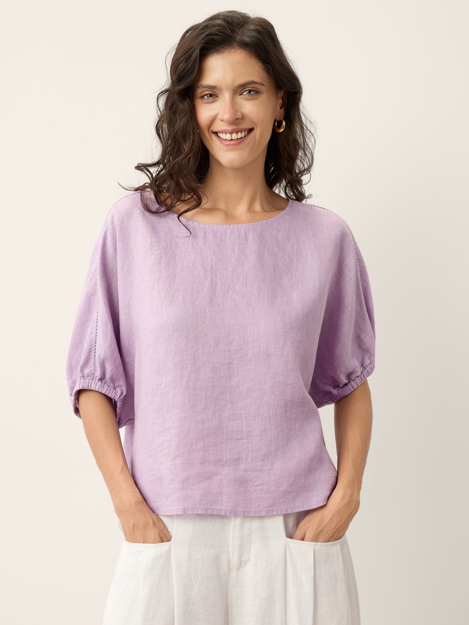 100% Linen Lace Inset Sculpted Cuff Top QUILLA