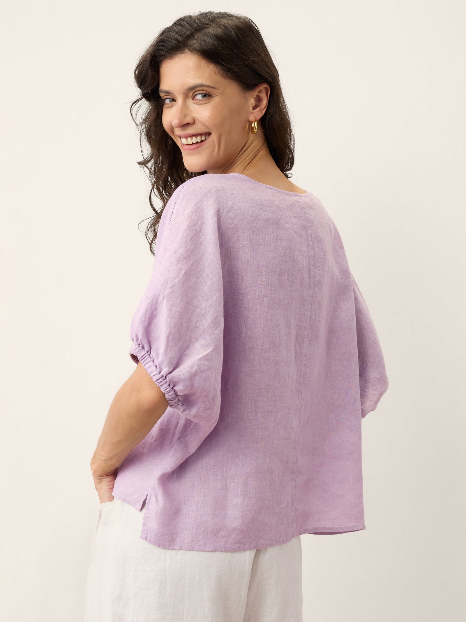 100% Linen Lace Inset Sculpted Cuff Top QUILLA