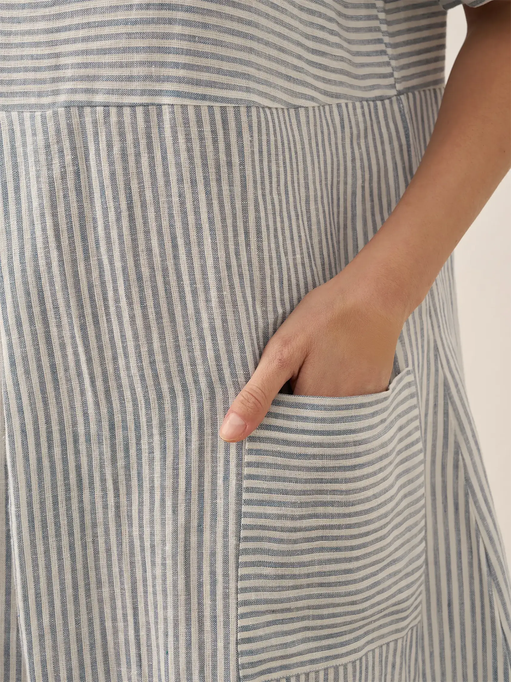 100% Linen Pinstripe Paneled Short-Sleeved Dress MORGAN