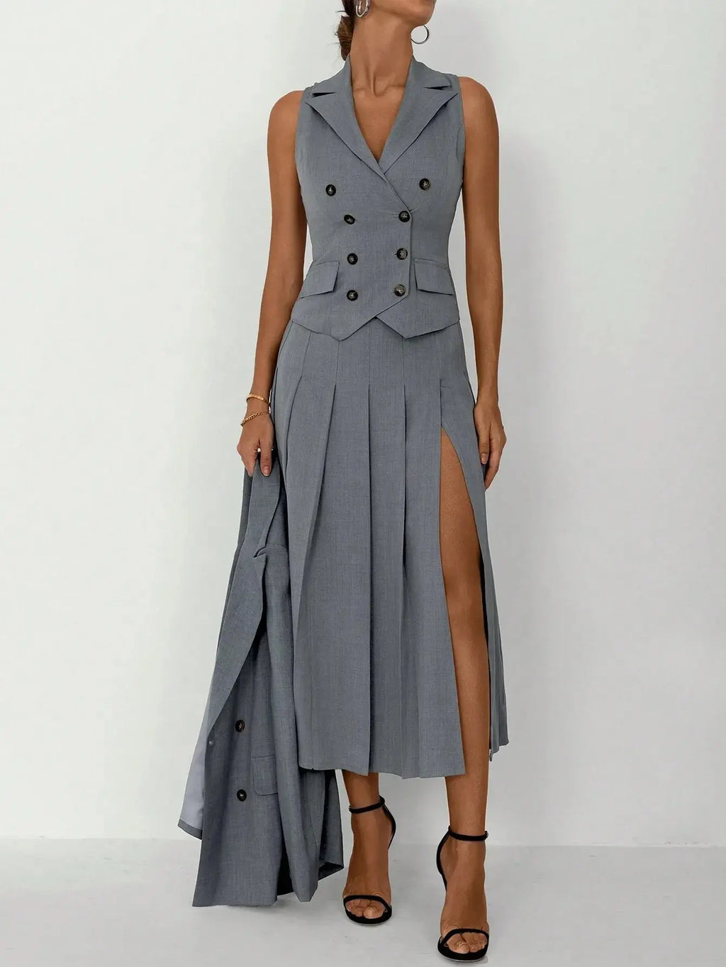 3-Piece Women's Business Suit: Vest, Pleated Skirt & Jacket